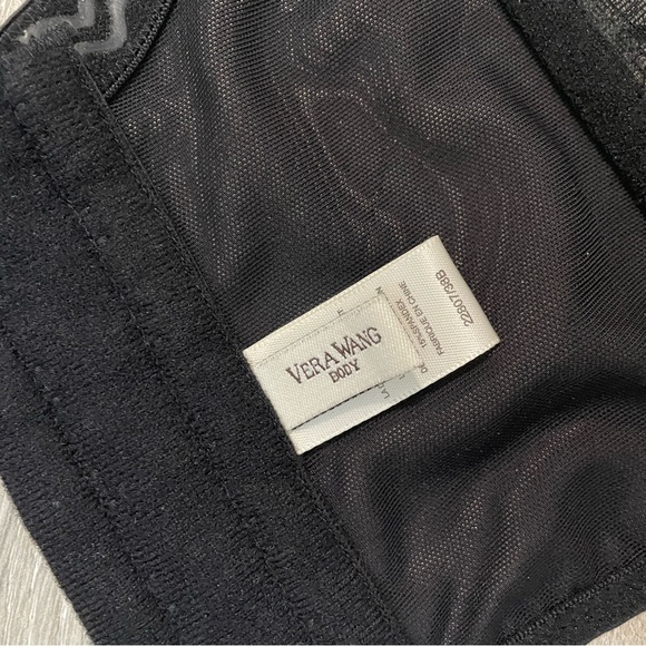 Vintage Vera Wang Lace Corset - Picture 4 of 4